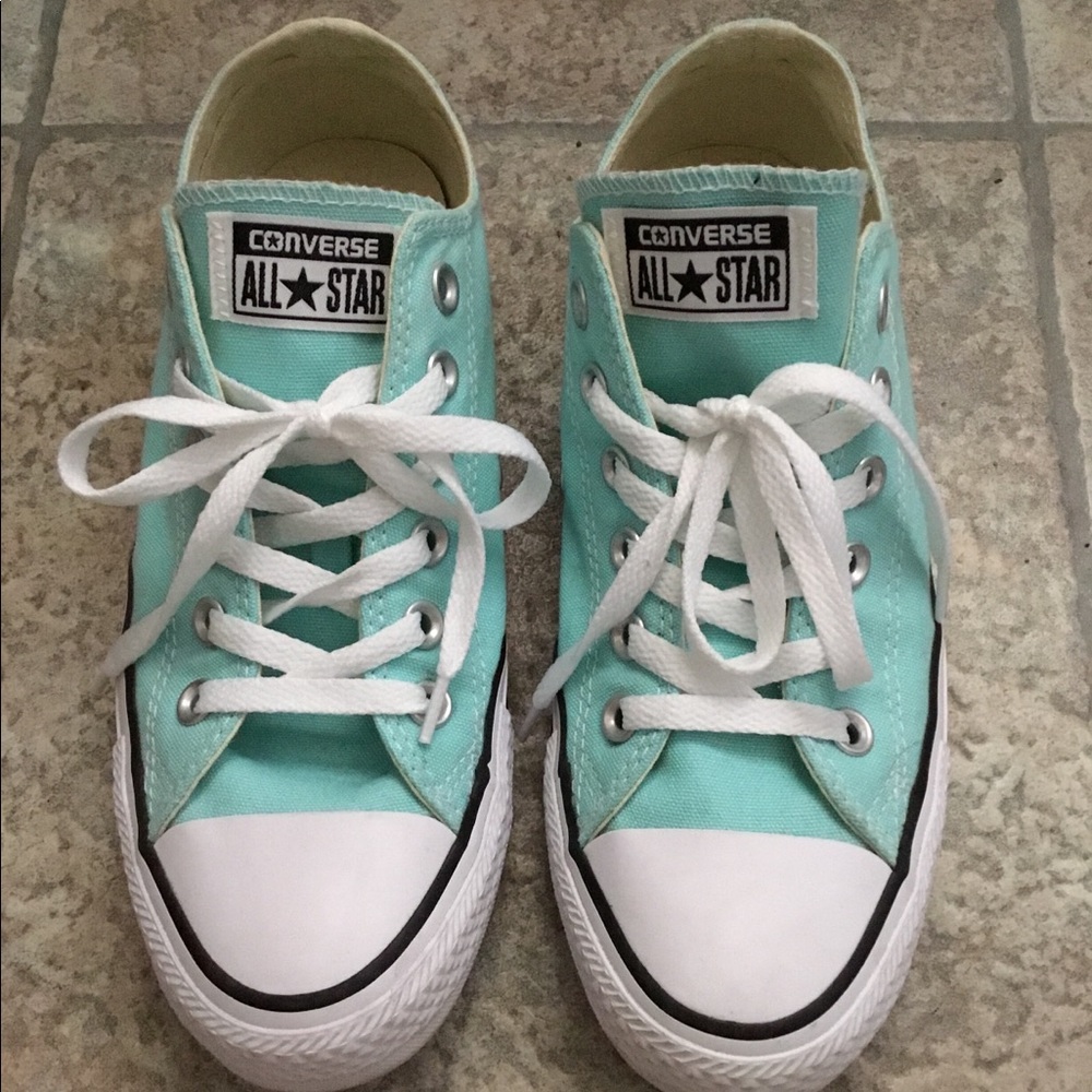 Turquoise Converse Women’s Size 8